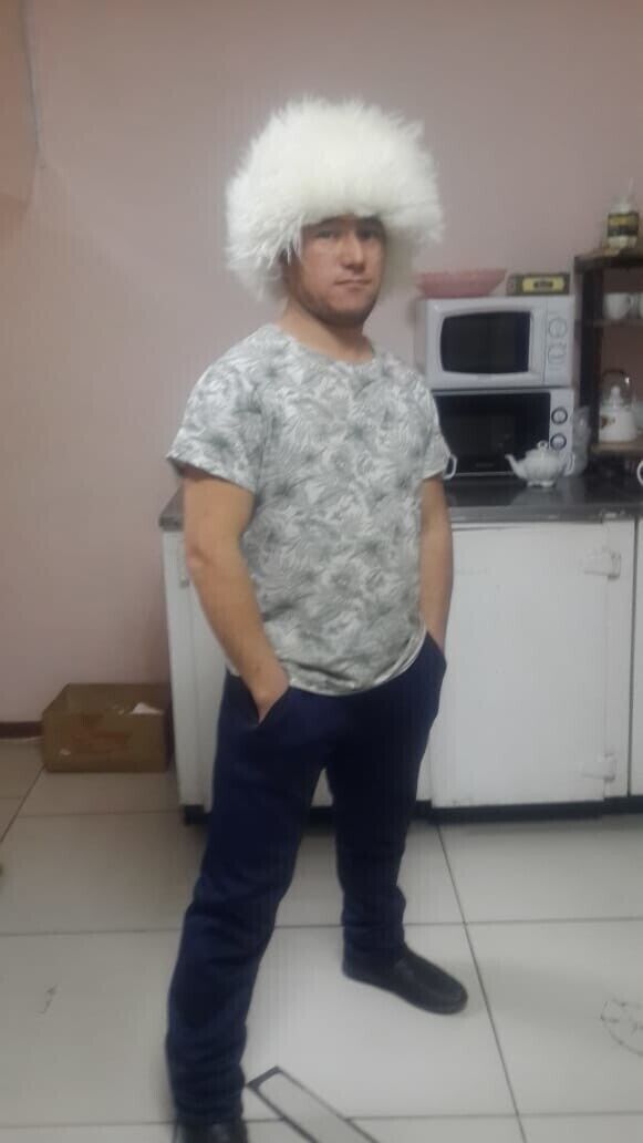  ,   Muzaffarbek, 42 ,   ,   