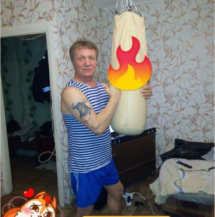  ,   Tudor, 57 ,   ,   