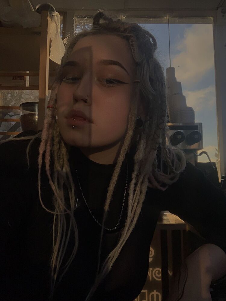  31814683  , 21 ,    -