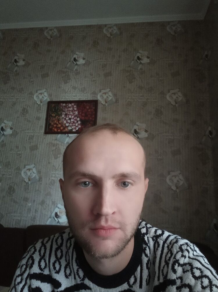  18833623  , 35 ,    