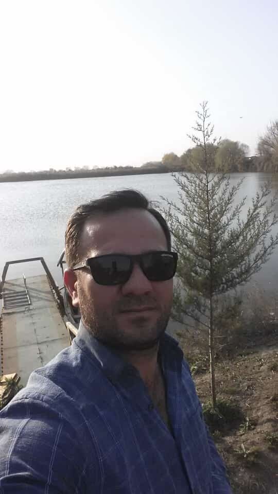  25478653  Vusal, 40 ,    