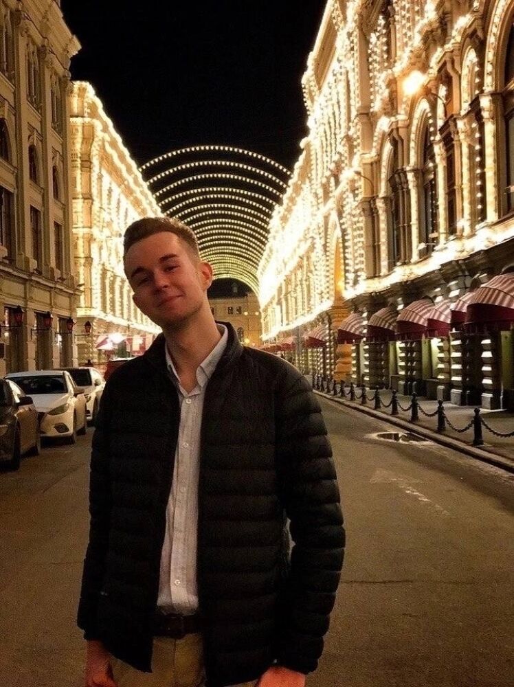  41443473  Black, 32 ,    