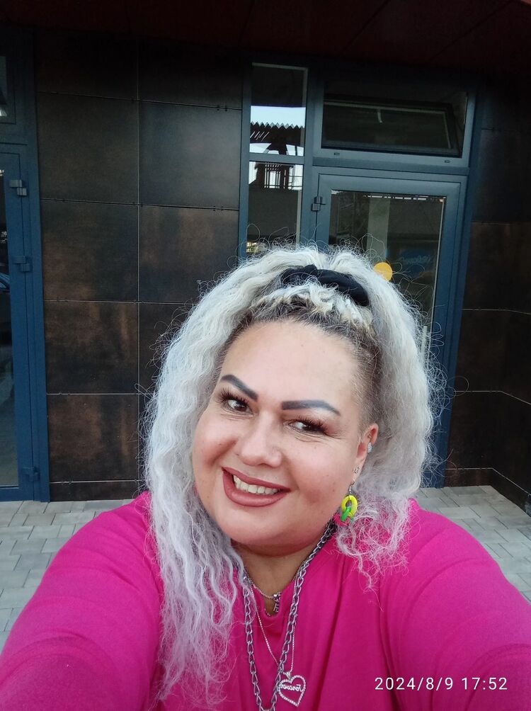  ,   Elena, 49 ,     , c 
