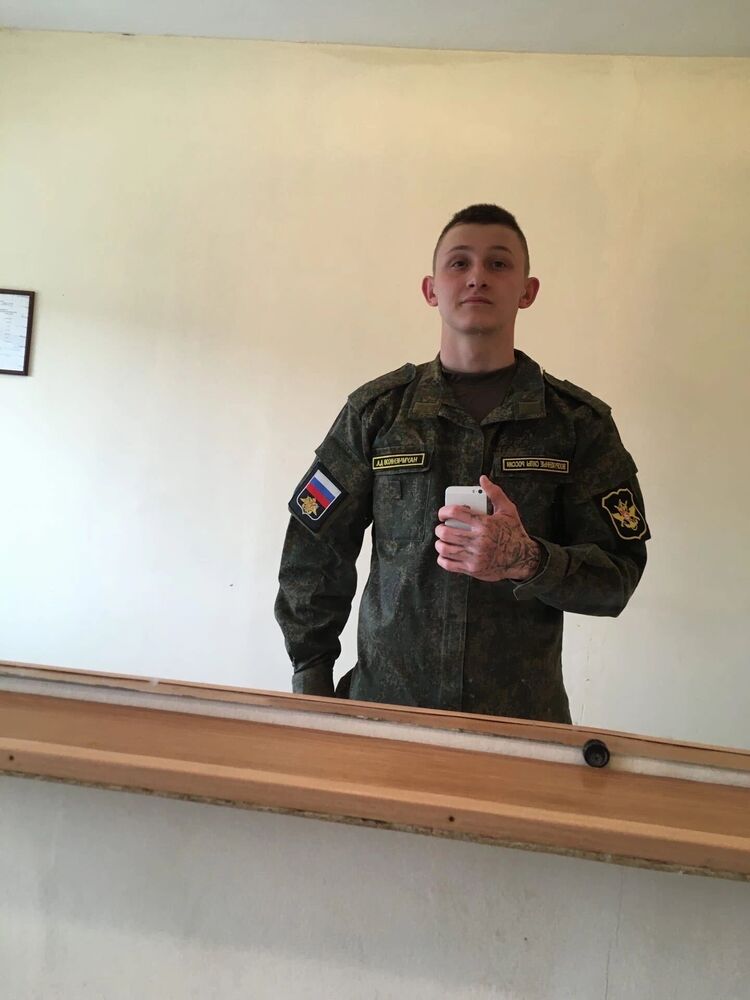  52078713  , 23 ,    