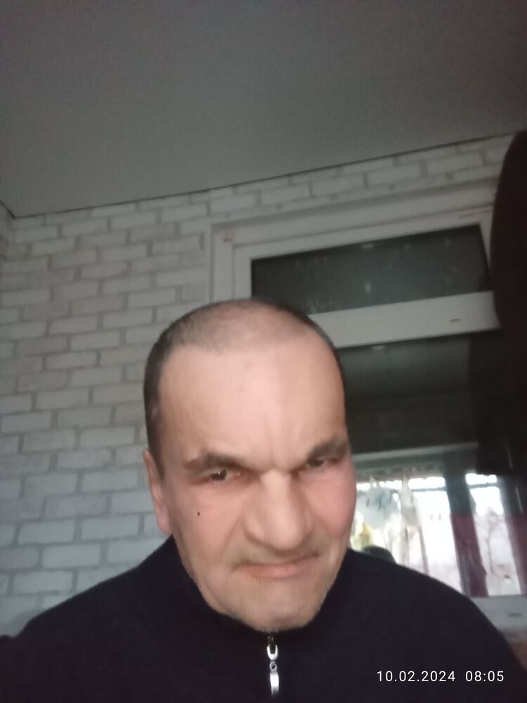  42072403  , 64 ,    
