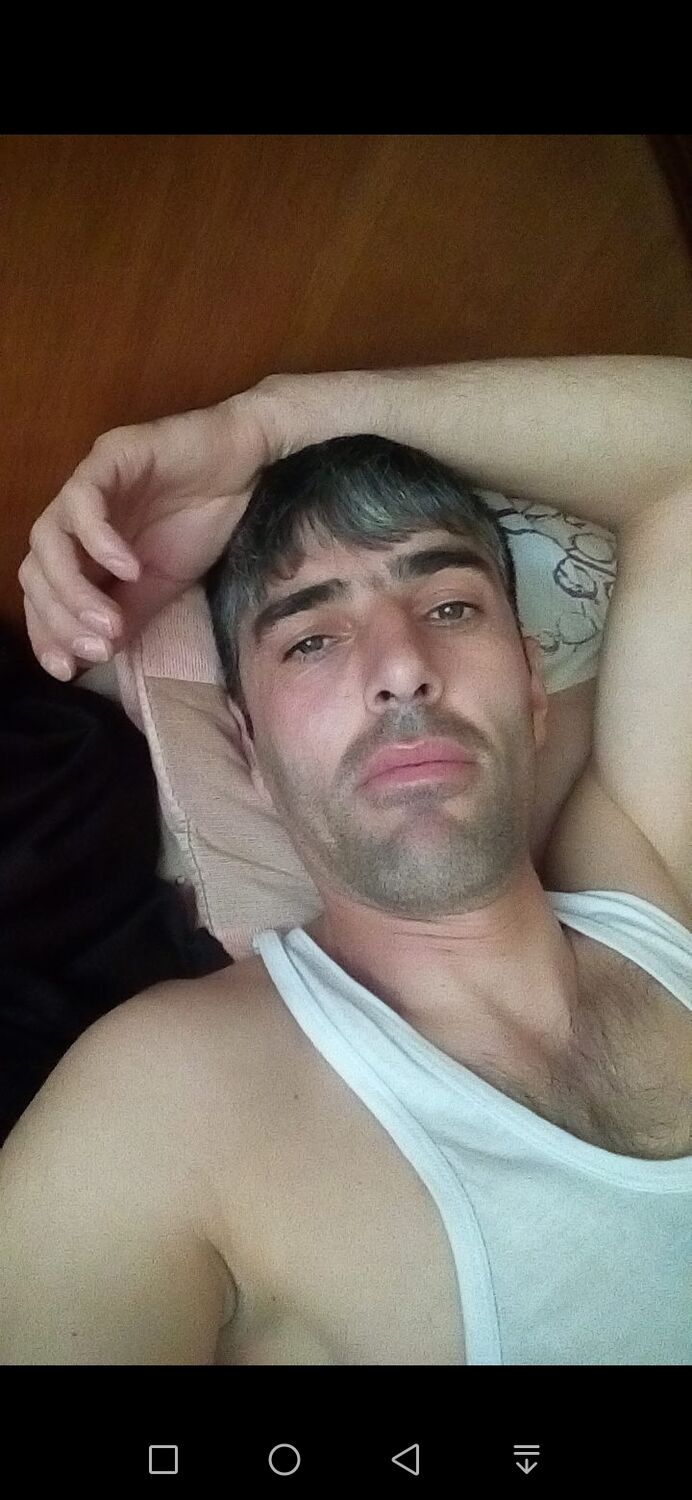  46048573  , 41 ,    
