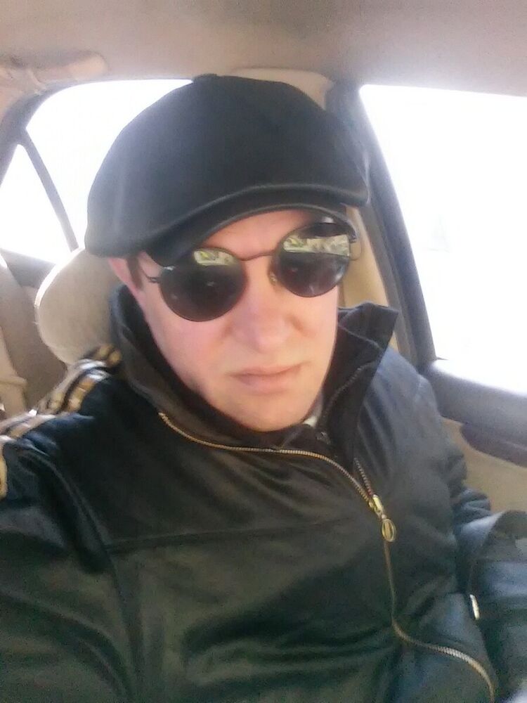  ,   Sasha, 50 ,   c 