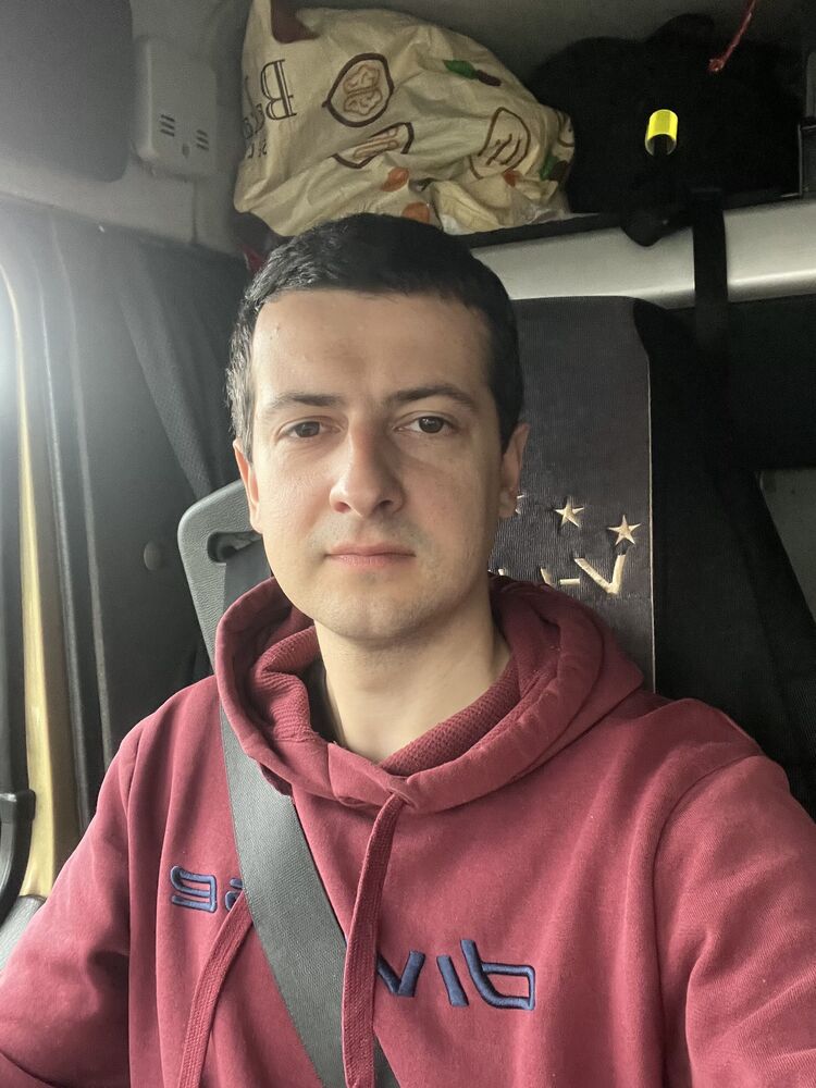  42878863  , 31 ,    