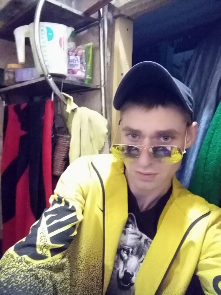  49168903  , 31 ,    -
