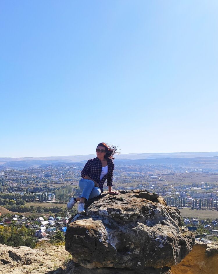  53686603  Mari, 52 ,    -