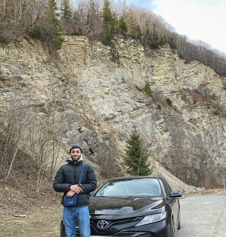  ,   John, 25 ,   ,   