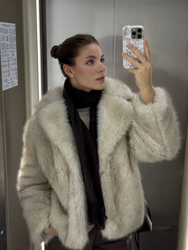 ���������� Praha, ���� ������� Elizaveta, 28 ���, ������������ ��� ������, ����� � ���������