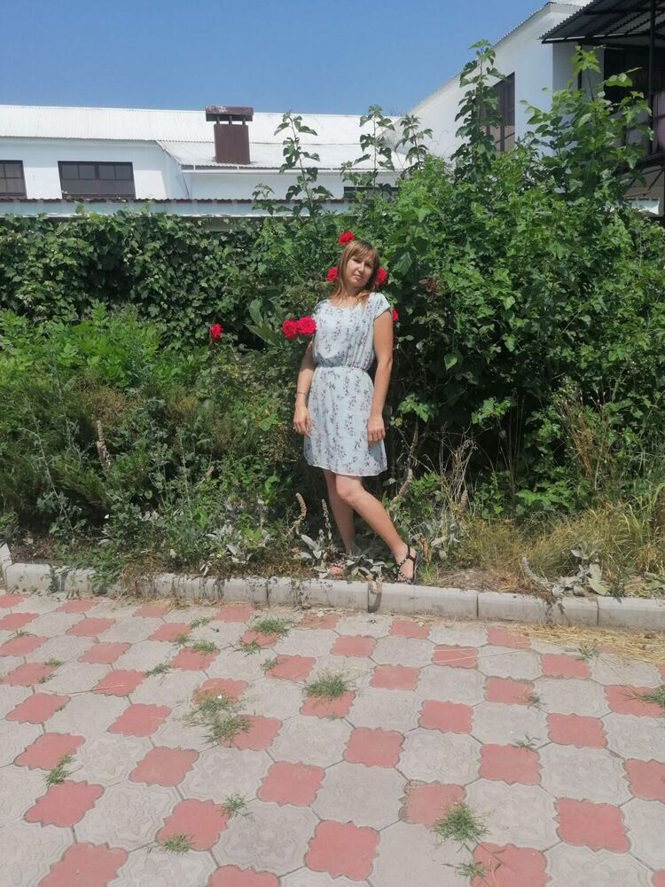  43782313  Anna, 35 ,    