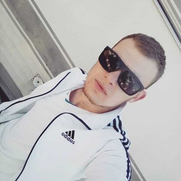 45279283  , 27 ,    