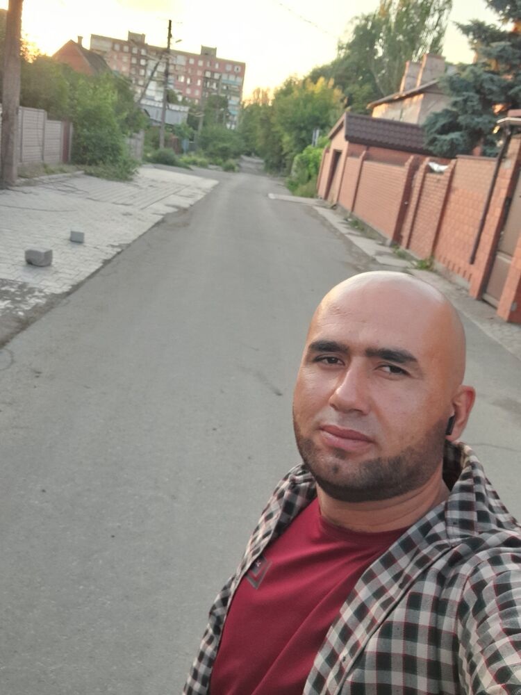  ,   Zoka, 34 ,   ,   