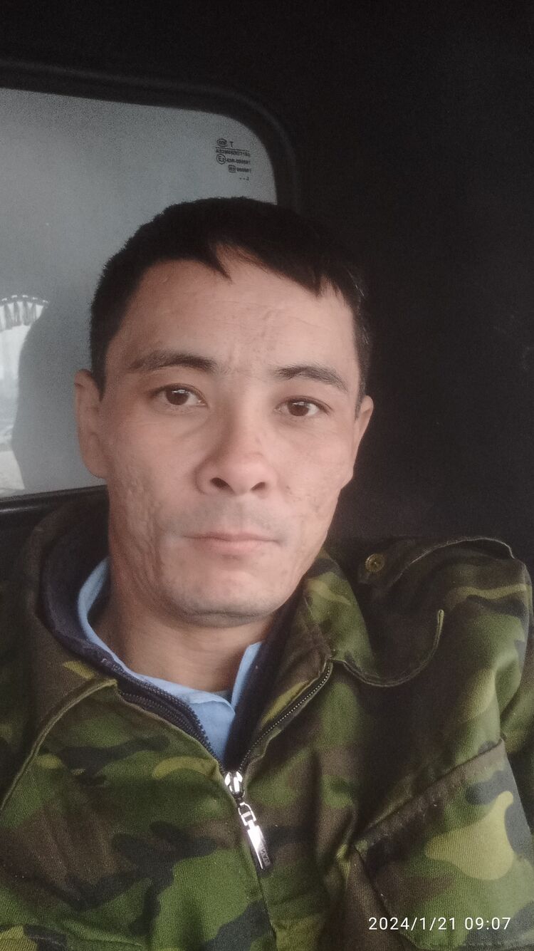  41249573  Azamat, 35 ,    