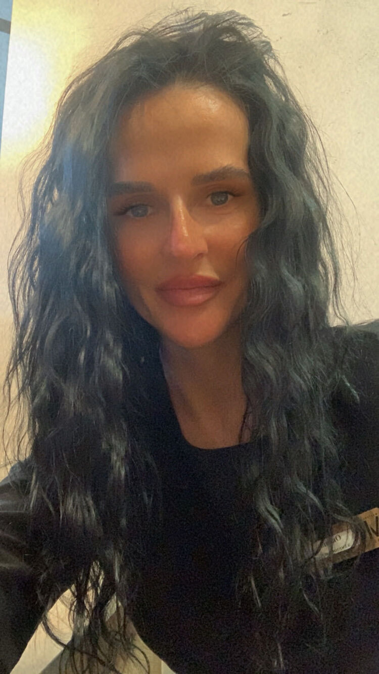  41518833  Aksana, 37 ,    