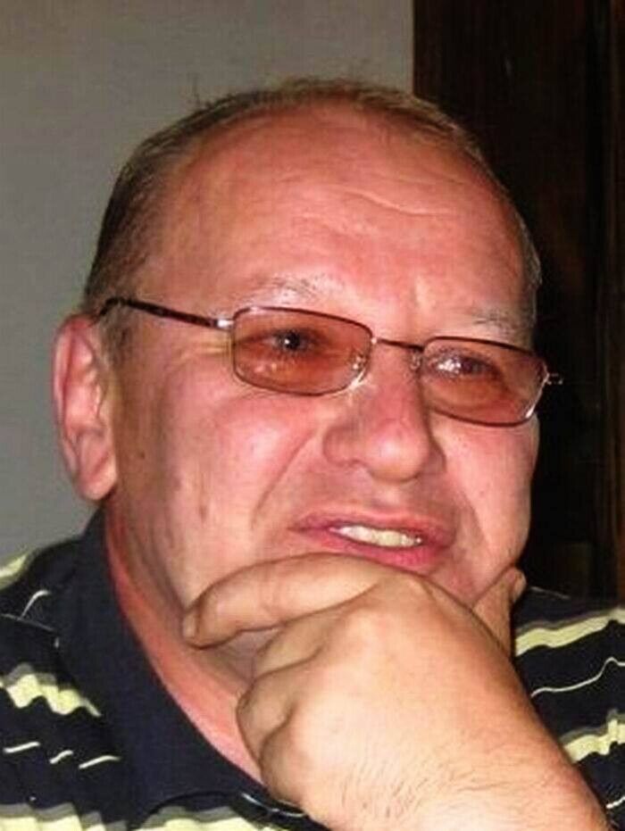  22035783  Alex, 71 ,    