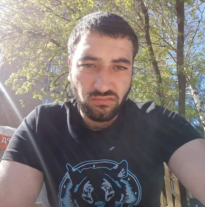  43439823  Hovo, 29 ,    