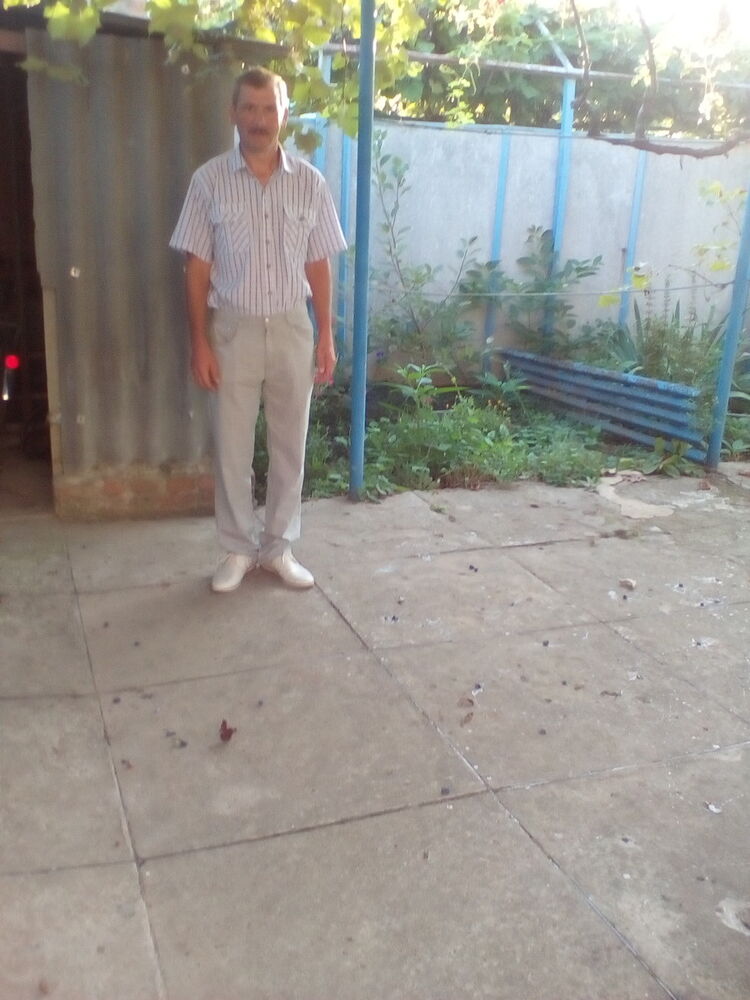  ,   Sergej, 50 ,   