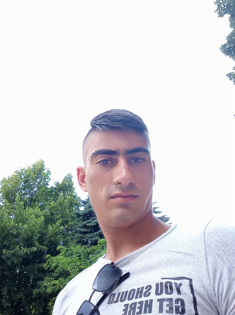  ,   Filip, 28 ,   ,   , c 