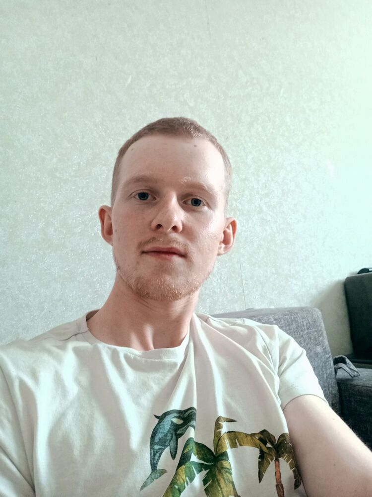  54331313  Artem, 20 ,    