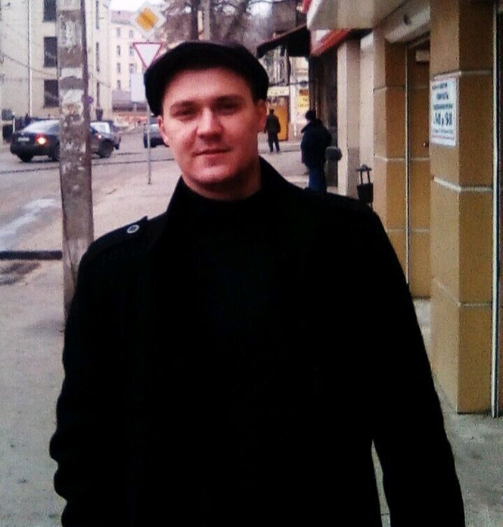  43887523  Vasili, 37 ,    