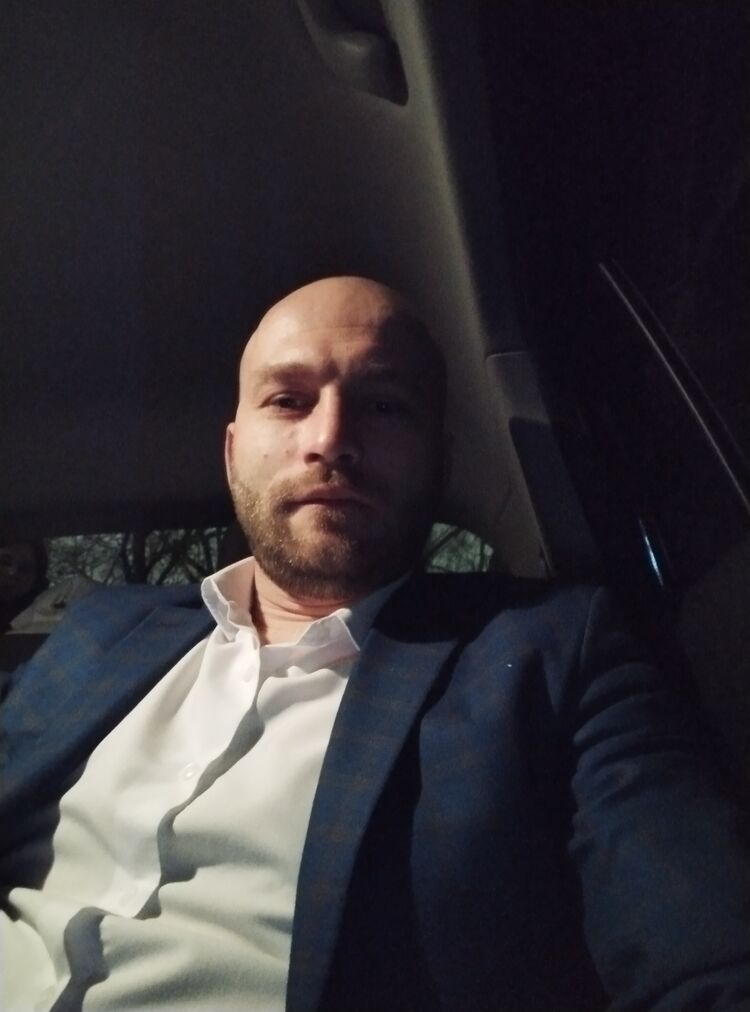  ,   Evgeny, 36 ,   c 