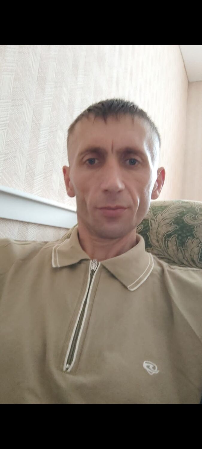  27099893  Andrei, 42 ,    