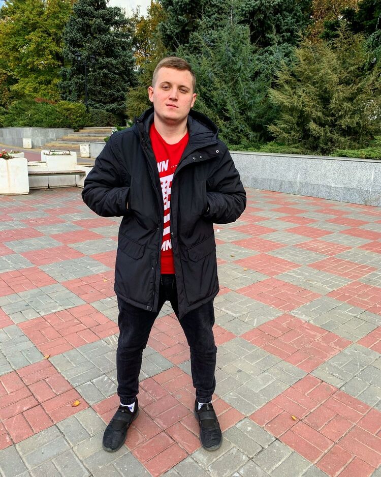  47344273  Zhenya, 28 ,    --