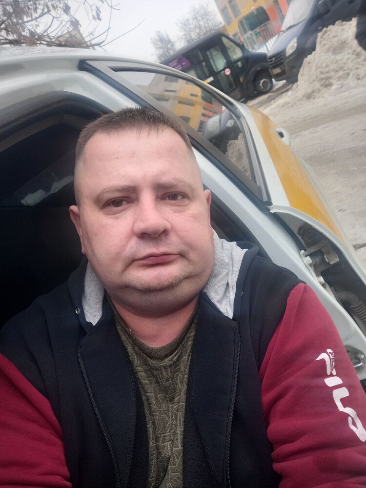  40889323  , 46 ,    