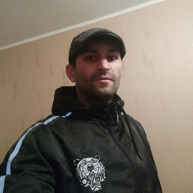  ,   Ali, 35 ,   ,   