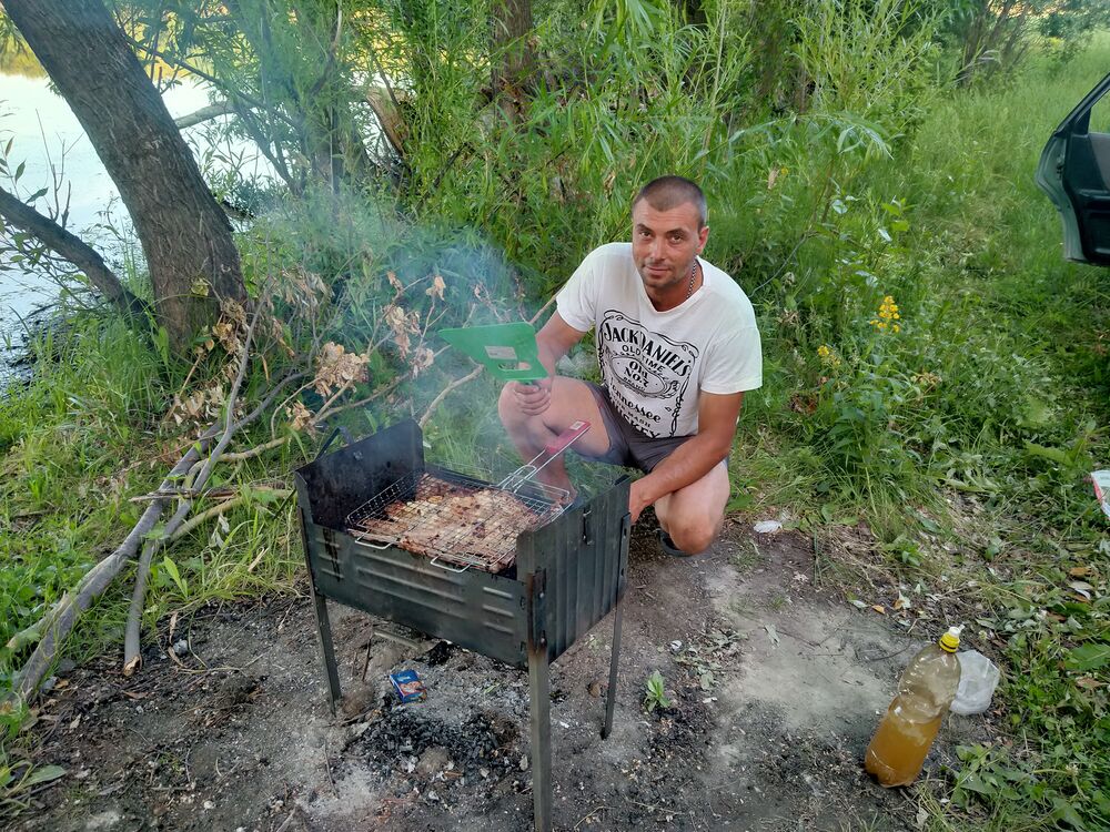  ,   Slava, 41 ,   ,   