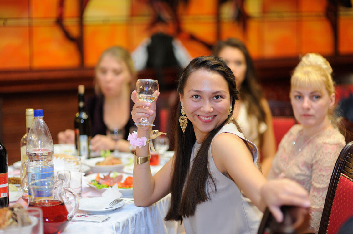  11320933  Albina, 42 ,    