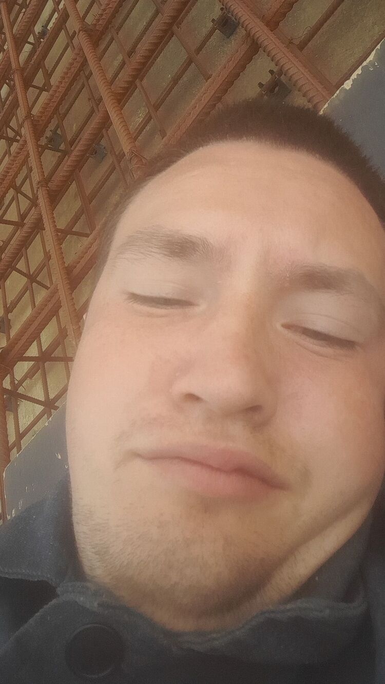  46526573  , 28 ,    