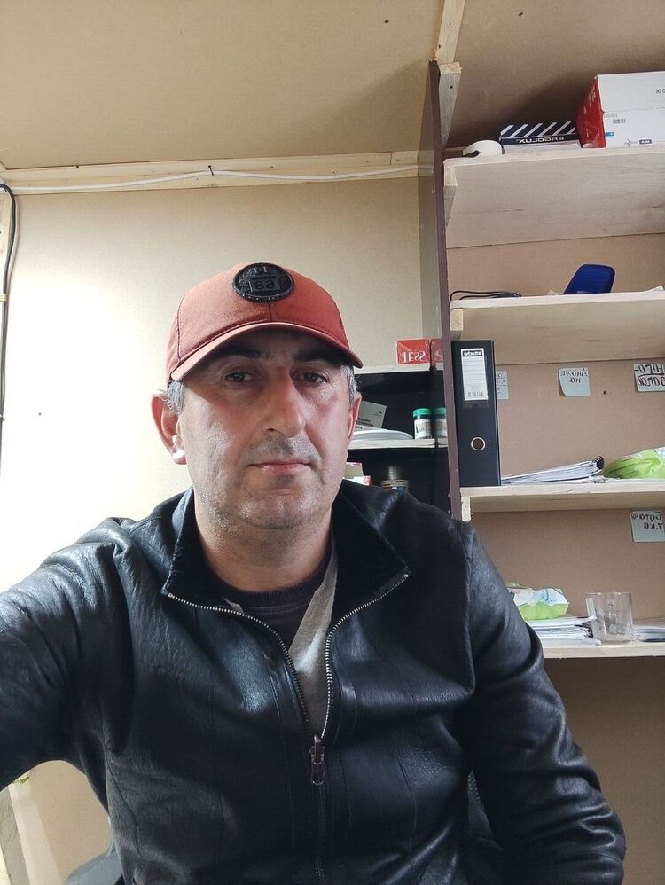  54232543  Garik, 44 ,    