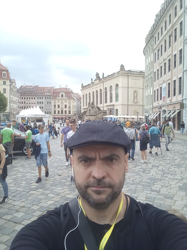  -,   Goga, 44 ,   ,   