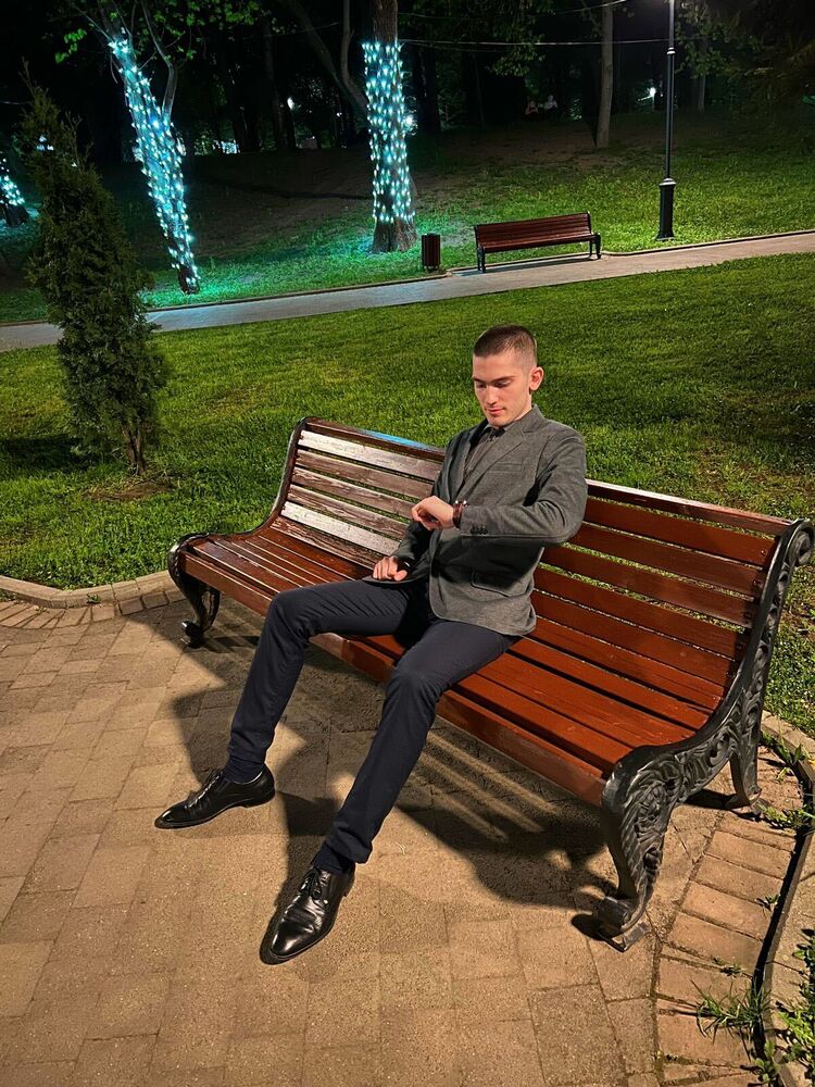  ,   , 19 ,   c 