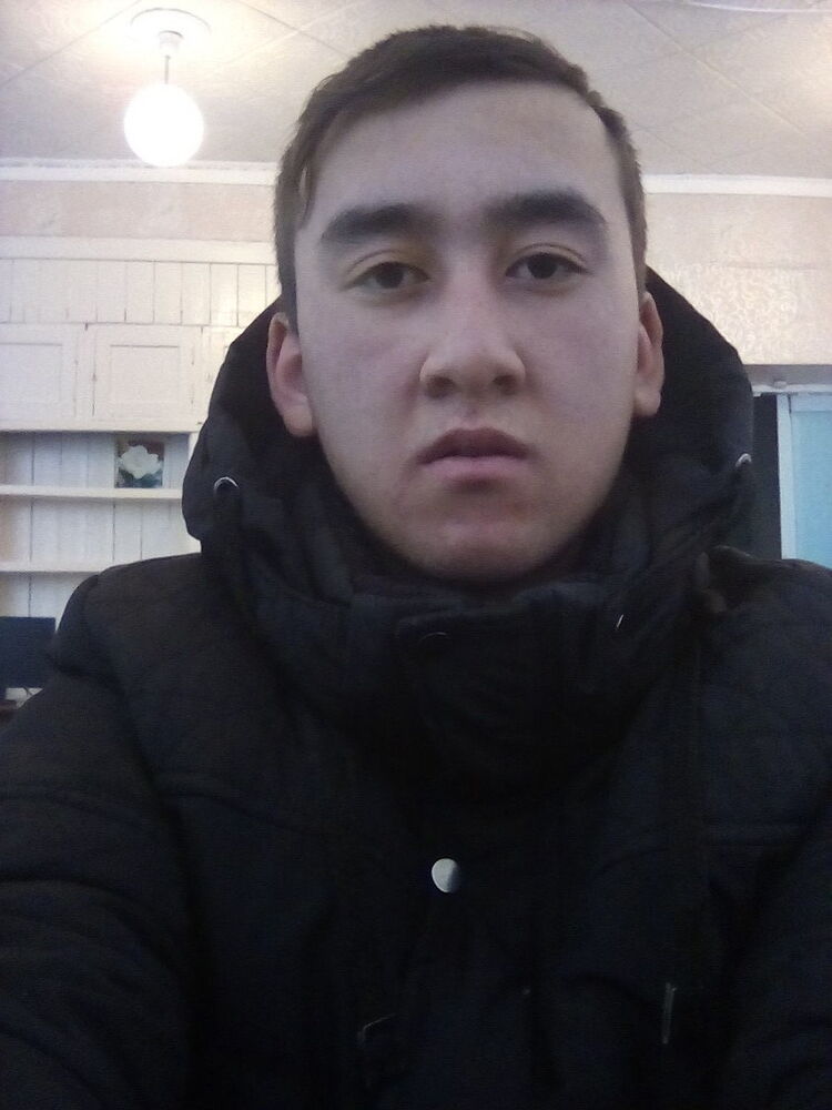  15017963  Stanislav, 25 ,    