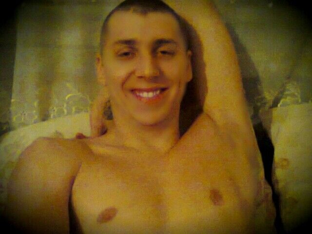  8422643  , 33 ,    