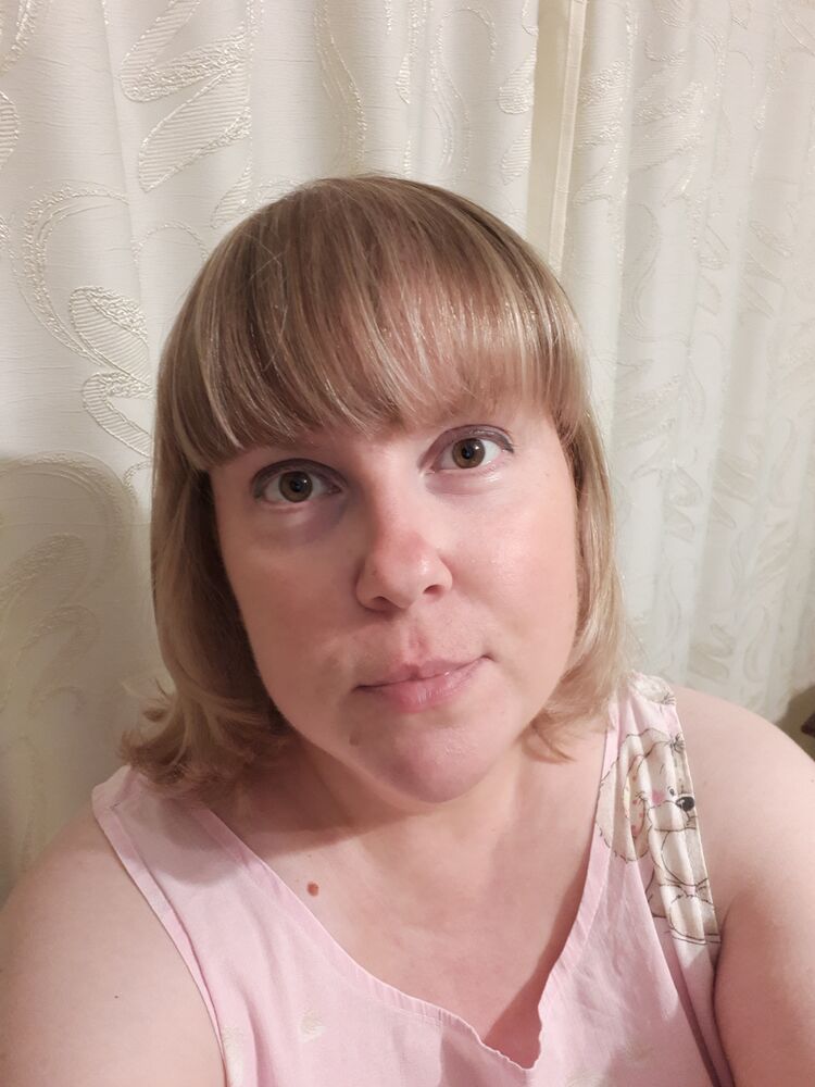  ,   Kira, 41 ,   c 