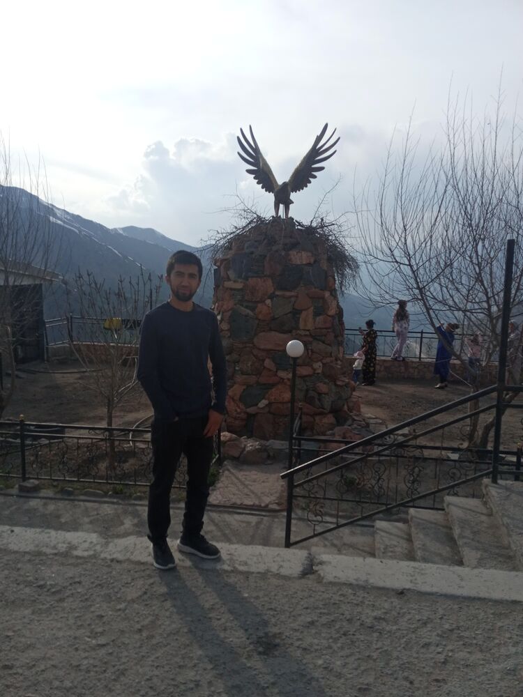  23394663  Ayubxon, 30 ,    