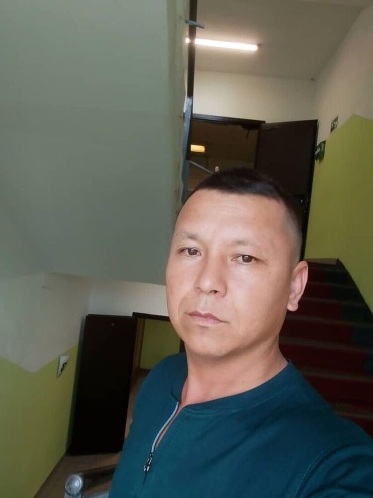  54064033  Umid, 36 ,    