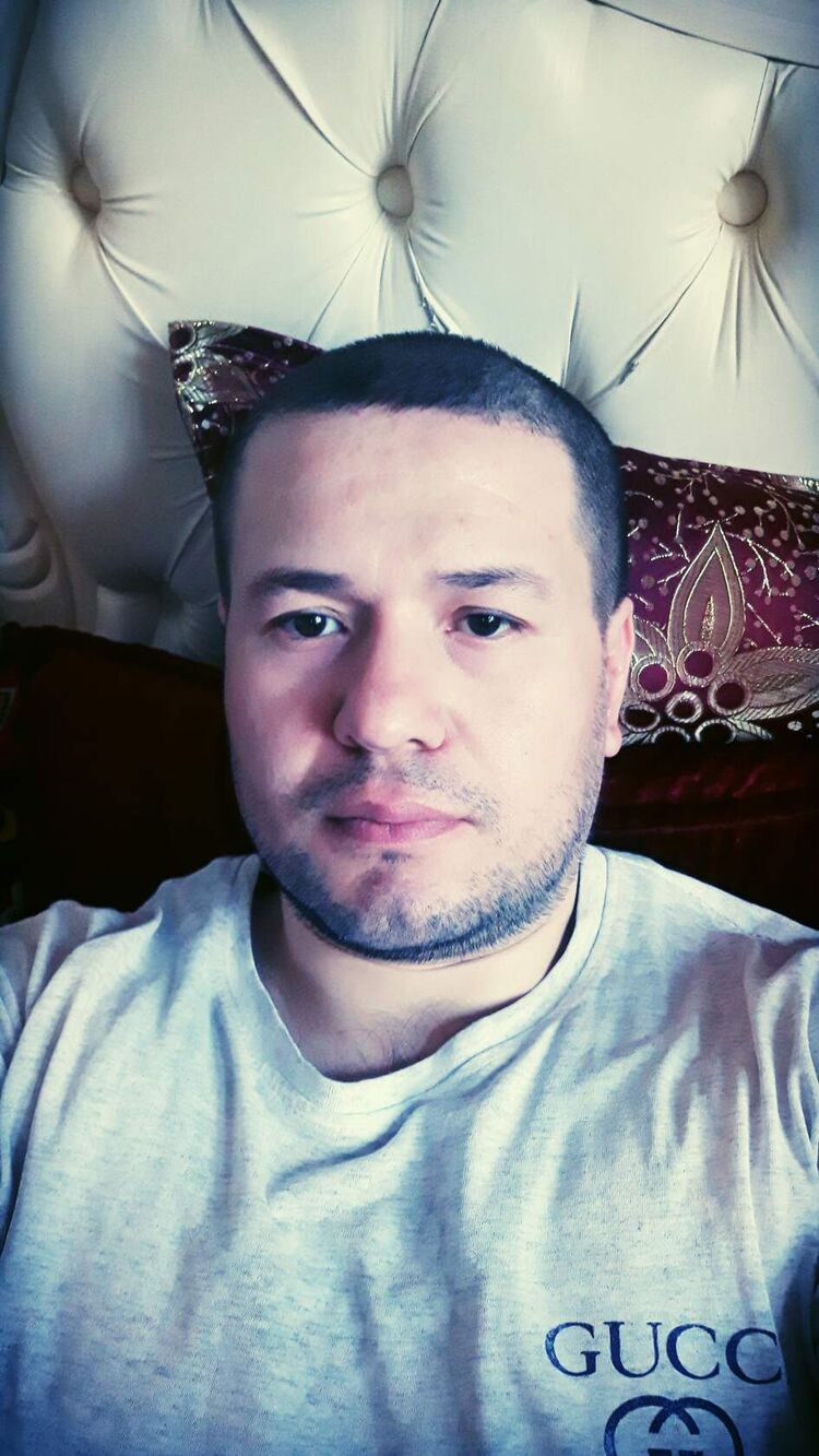  51222833  Maks, 40 ,    