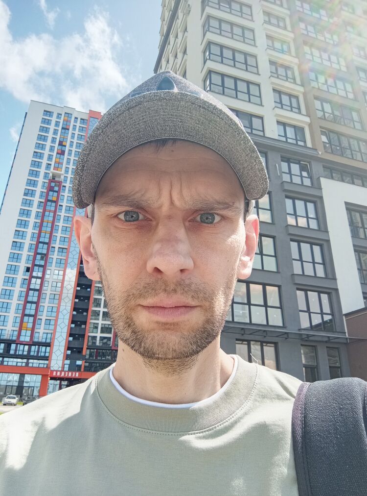  53244193  Vladimir, 40 ,    