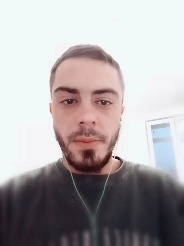  49958183   , 32 ,    --