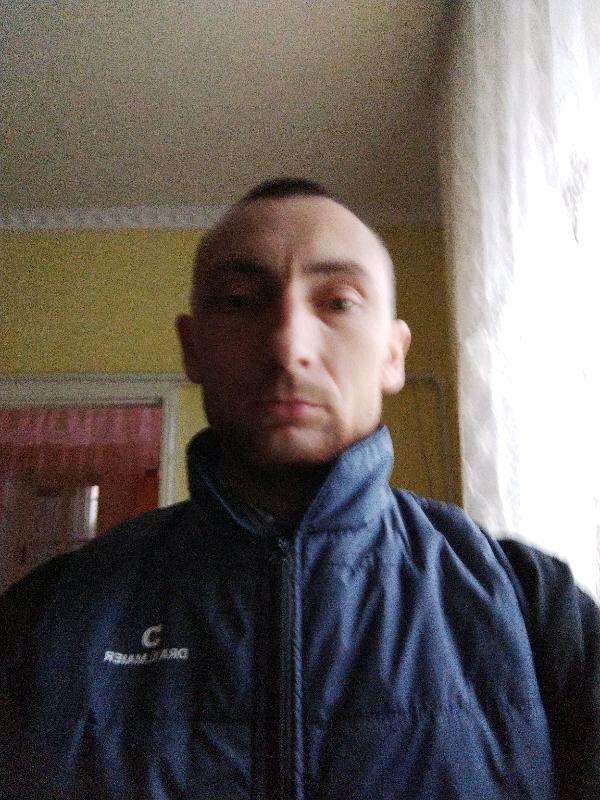  ,   Sergiu, 38 ,   ,   