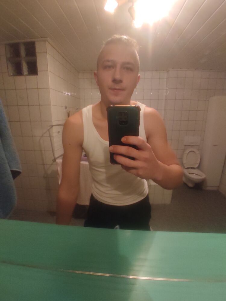  24671143  , 27 ,    