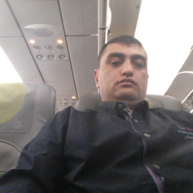  ,   Ruslan, 44 ,   ,   , c 