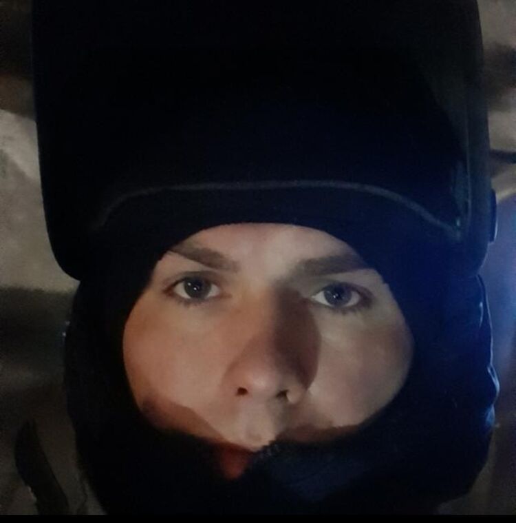  42268283  , 37 ,    